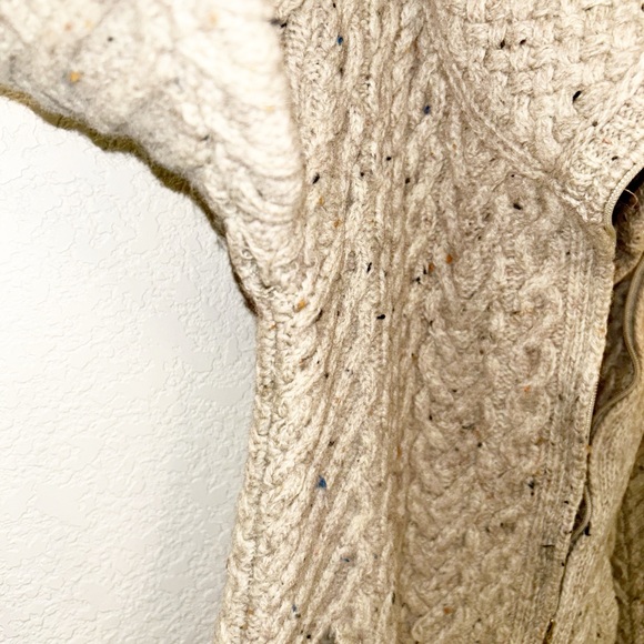ARAN CRAFTS Aran Knit Coatigan with Celtic Knot Side Zip in Oatmeal SZ: Small - Picture 10 of 15